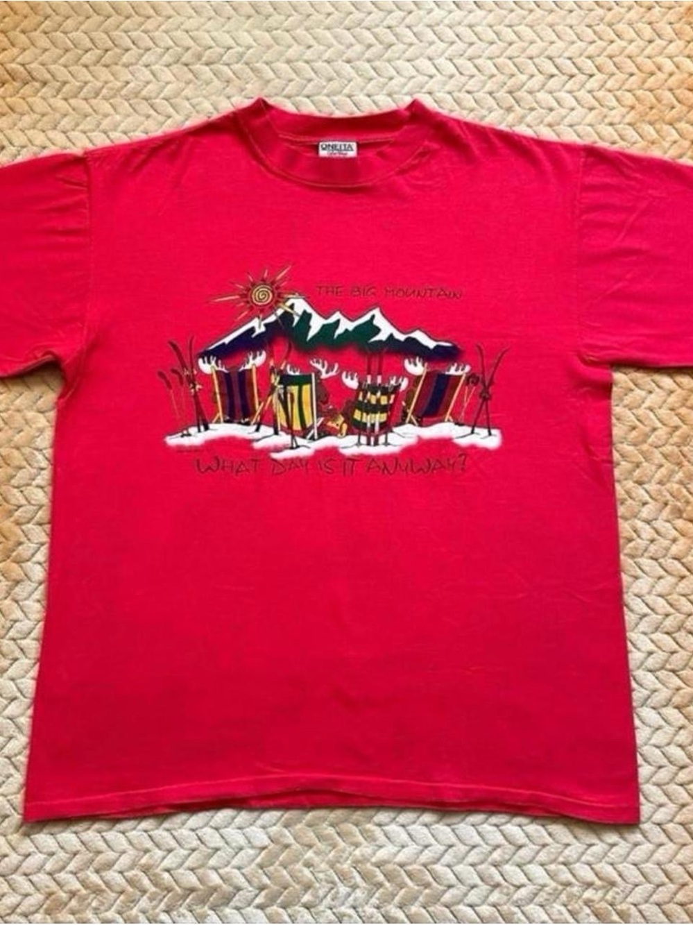 Vintage 1990s Red 'The Big Mountain' Graphic Tee L - Picture 2 of 6